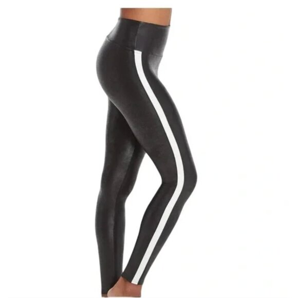 NWOT SPANX Shaping Faux Leather Side Stripe Leggings Pants - Picture 4 of 7